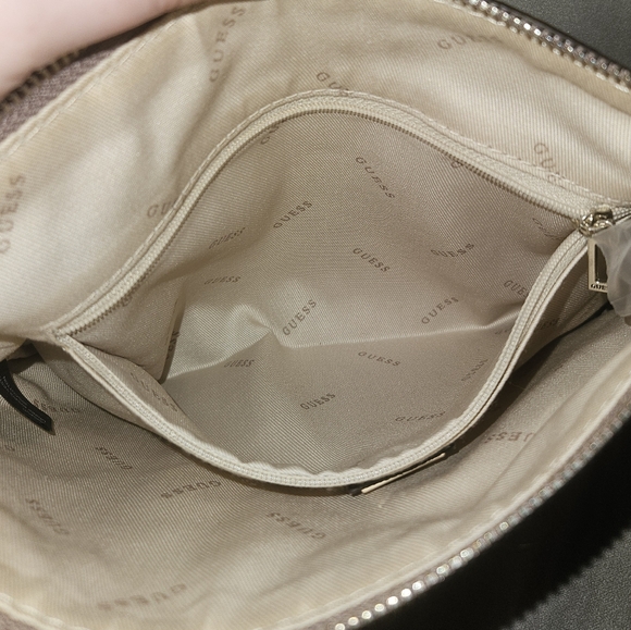 Guess nwot muave Shoulder Bag - Picture 5 of 10